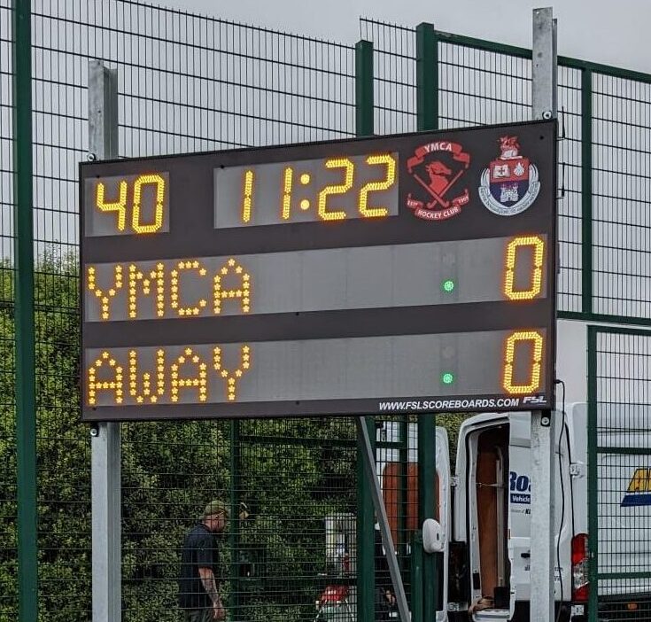Full Digital Scoreboard with Team Names, Clock and Scrolling Messages (Hockey)
